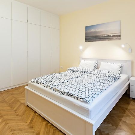 Belgrade Center Apartment IV Buitenkant foto