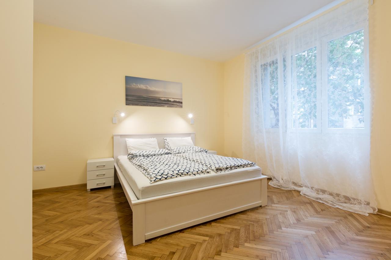 Belgrade Center Apartment IV Buitenkant foto