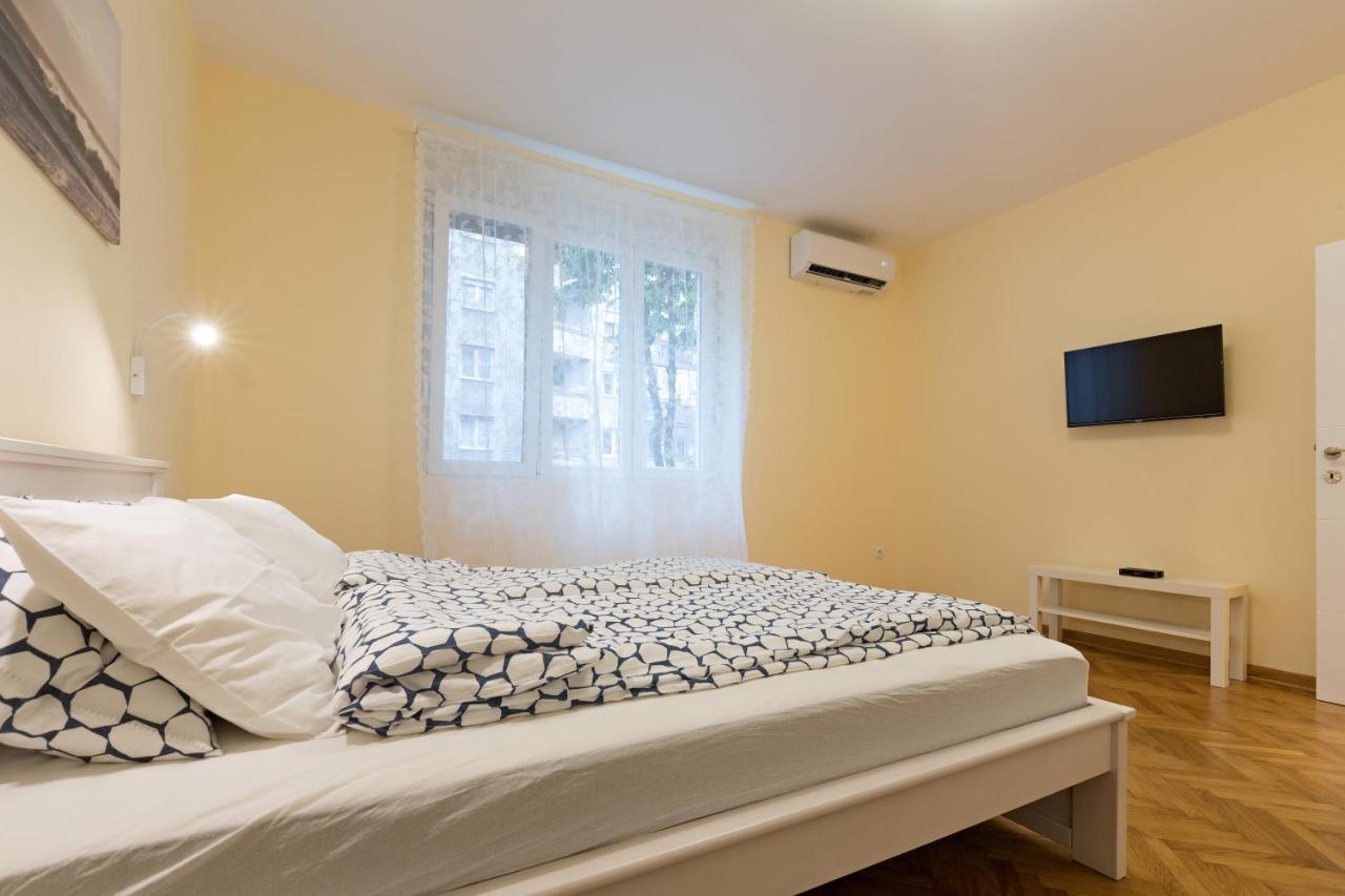 Belgrade Center Apartment IV Buitenkant foto